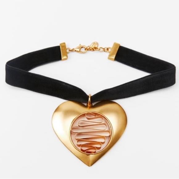 Zara Heart Velvet Choker New no 🏷️ 🔥✨✨ - Picture 3 of 5